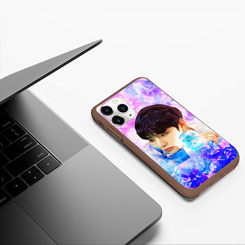 Чехол iPhone 11 Pro матовый БТС 2020 Season Greeting Ви V / 3D-Коричневый – фото 3