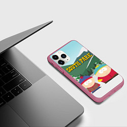 Чехол iPhone 11 Pro матовый ЮЖНЫЙ ПАРК, цвет: 3D-малиновый — фото 2