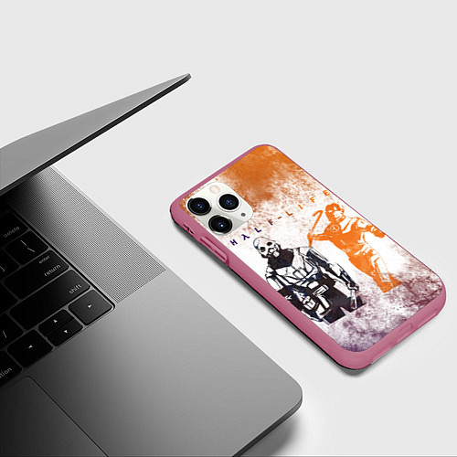 Чехол iPhone 11 Pro матовый Half life attack / 3D-Малиновый – фото 3