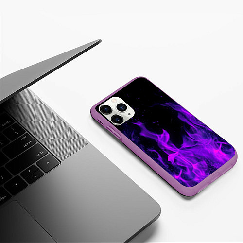 Чехол iPhone 11 Pro матовый ФИОЛЕТОВЫЙ ОГОНЬ / 3D-Фиолетовый – фото 3