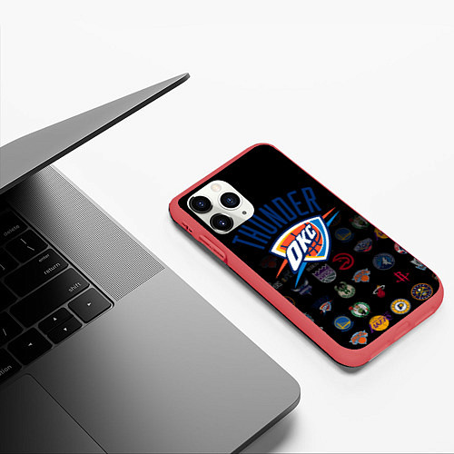 Чехол iPhone 11 Pro матовый Oklahoma City Thunder 2 / 3D-Красный – фото 3