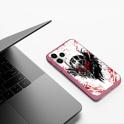 Чехол iPhone 11 Pro матовый BERSERK, цвет: 3D-малиновый — фото 2