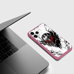 Чехол iPhone 11 Pro матовый BERSERK, цвет: 3D-малиновый — фото 2