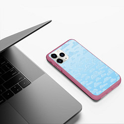 Чехол iPhone 11 Pro матовый Очень светлые голубые облака, цвет: 3D-малиновый — фото 2