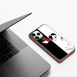 Чехол iPhone 11 Pro матовый Добро и зло, Payton Moormeier, цвет: 3D-коричневый — фото 2