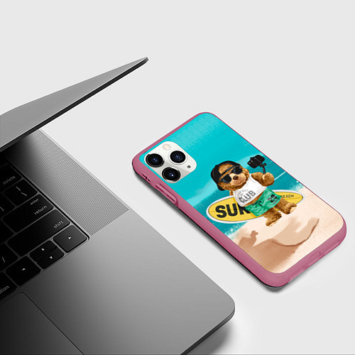 Чехол iPhone 11 Pro матовый Медвежонок серфер / 3D-Малиновый – фото 3