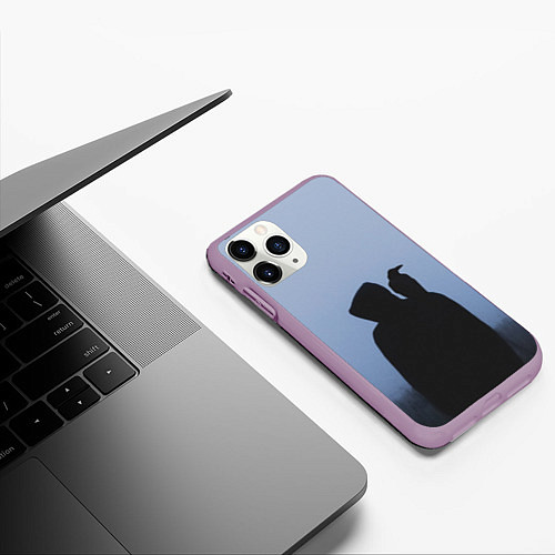 Чехол iPhone 11 Pro матовый Силуэт ворон капюшон ночь / 3D-Сиреневый – фото 3