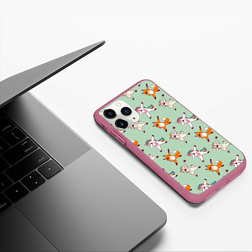 Чехол iPhone 11 Pro матовый Dabbing Animals / 3D-Малиновый – фото 3