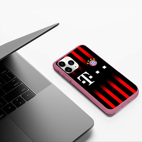 Чехол iPhone 11 Pro матовый FC Bayern Munchen / 3D-Малиновый – фото 3