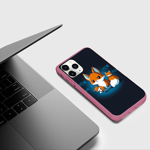 Чехол iPhone 11 Pro матовый Лисы-геймеры / 3D-Малиновый – фото 3