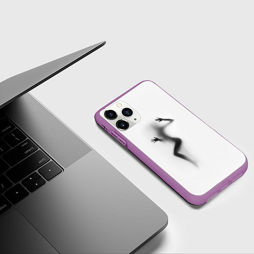 Чехол iPhone 11 Pro матовый ДЕВУШКА ЗА СТЕКЛОМ / 3D-Фиолетовый – фото 3
