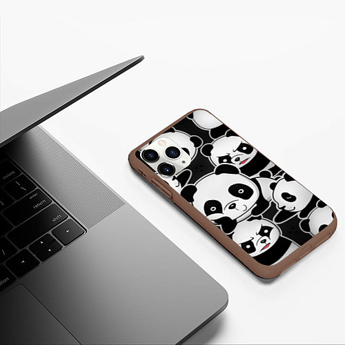 Чехол iPhone 11 Pro матовый Смешные панды / 3D-Коричневый – фото 3