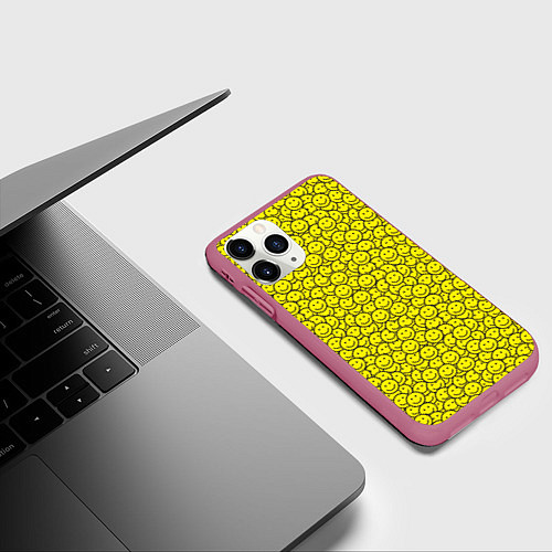 Чехол iPhone 11 Pro матовый Смайлики / 3D-Малиновый – фото 3