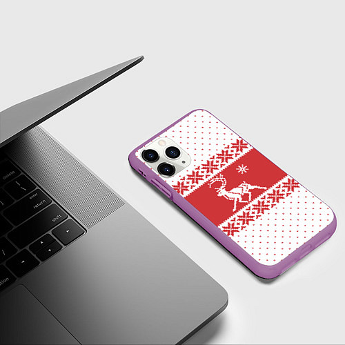 Чехол iPhone 11 Pro матовый Северный Олень / 3D-Фиолетовый – фото 3