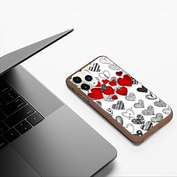 Чехол iPhone 11 Pro матовый Сердца, цвет: 3D-коричневый — фото 2