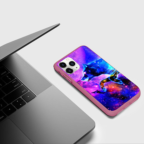 Чехол iPhone 11 Pro матовый Волки / 3D-Малиновый – фото 3