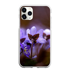 Чехол iPhone 11 Pro матовый Хрупкий цветок фиалка, цвет: 3D-белый