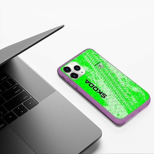 Чехол iPhone 11 Pro матовый SKODA / 3D-Фиолетовый – фото 3