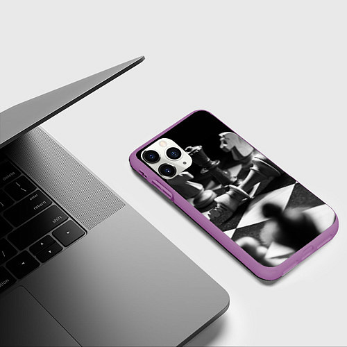 Чехол iPhone 11 Pro матовый Шахматы / 3D-Фиолетовый – фото 3