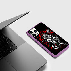 Чехол iPhone 11 Pro матовый ЧЁРНЫЙ КЛЕВЕР, АСТА, цвет: 3D-фиолетовый — фото 2