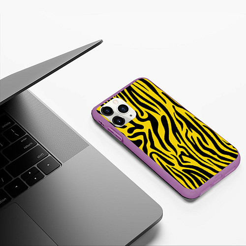 Чехол iPhone 11 Pro матовый Тигровые полоски / 3D-Фиолетовый – фото 3