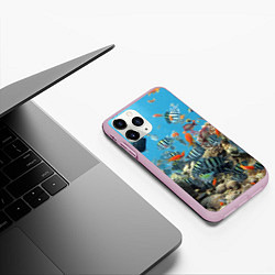 Чехол iPhone 11 Pro матовый Коралловые рыбки, цвет: 3D-розовый — фото 2
