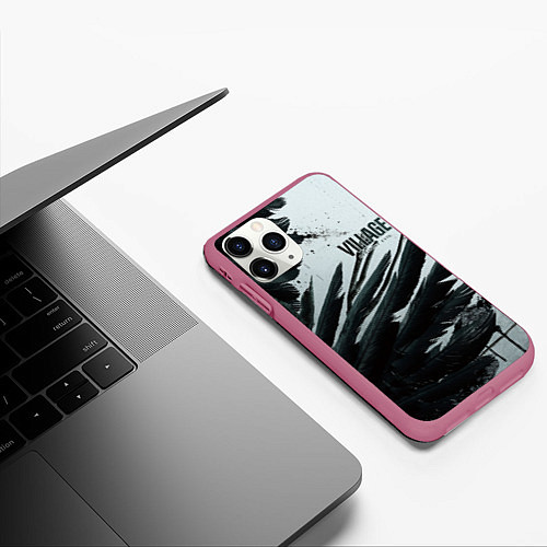 Чехол iPhone 11 Pro матовый Resident Evil Village крылья / 3D-Малиновый – фото 3