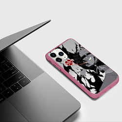 Чехол iPhone 11 Pro матовый Черный Аста демон Чёрный клевер, цвет: 3D-малиновый — фото 2