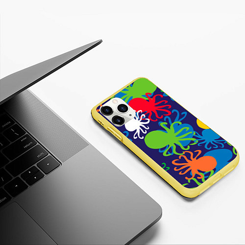 Чехол iPhone 11 Pro матовый Осьминоги / 3D-Желтый – фото 3
