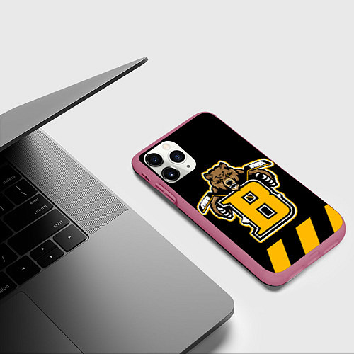Чехол iPhone 11 Pro матовый BOSTON BRUINS / 3D-Малиновый – фото 3