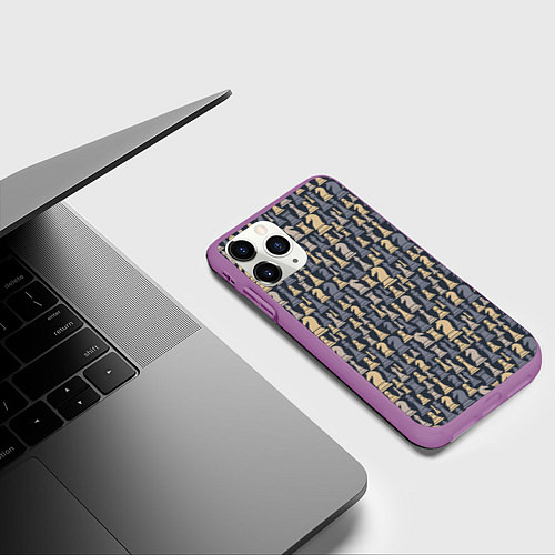 Чехол iPhone 11 Pro матовый Шахматист / 3D-Фиолетовый – фото 3