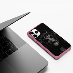 Чехол iPhone 11 Pro матовый Joey Jordison, цвет: 3D-малиновый — фото 2