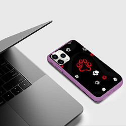 Чехол iPhone 11 Pro матовый Большая лапа, цвет: 3D-фиолетовый — фото 2