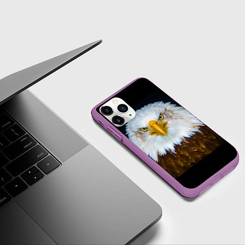 Чехол iPhone 11 Pro матовый Белоголовый орлан / 3D-Фиолетовый – фото 3
