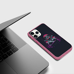 Чехол iPhone 11 Pro матовый Космический убийца, цвет: 3D-малиновый — фото 2
