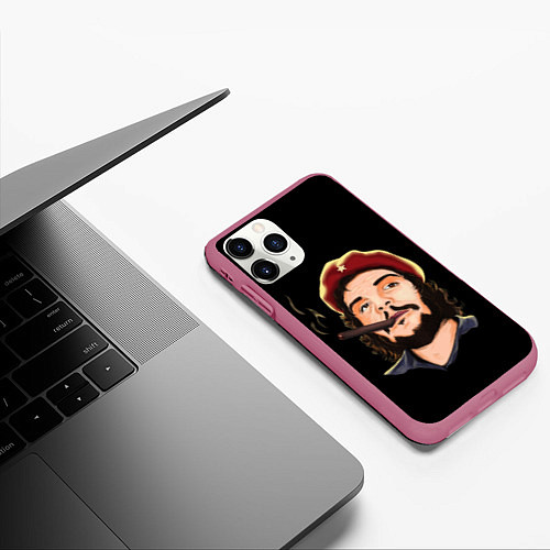 Чехол iPhone 11 Pro матовый ЧЕ С СИГАРОЙ / 3D-Малиновый – фото 3