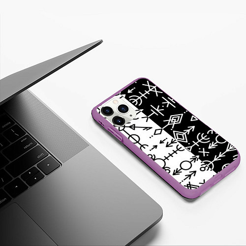 Чехол iPhone 11 Pro матовый ДРЕВНИЕ СЛАВЯНСКИЕ РУНЫ / 3D-Фиолетовый – фото 3