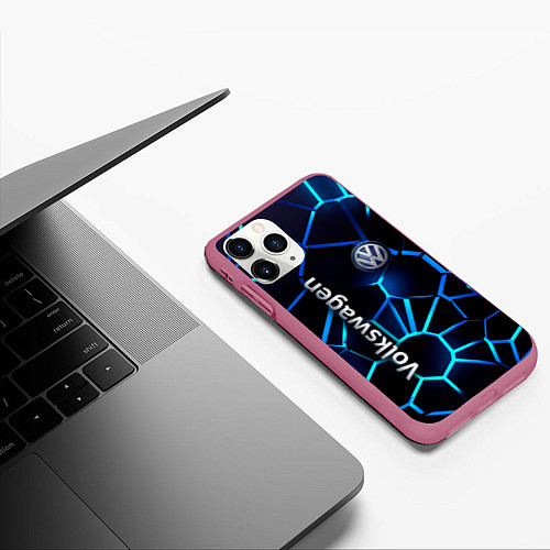 Чехол iPhone 11 Pro матовый Фольксваген 3D плиты / 3D-Малиновый – фото 3