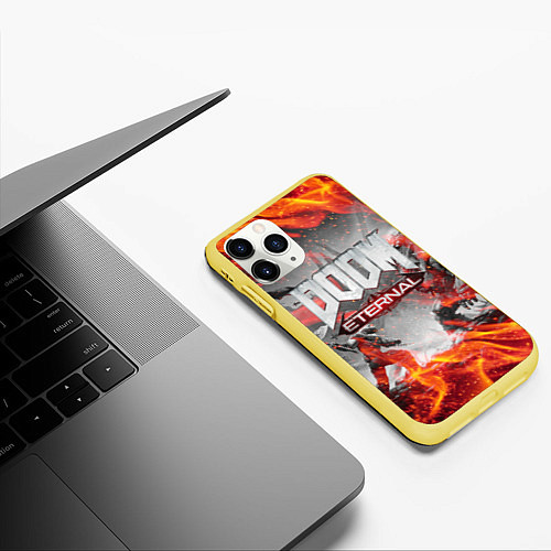 Чехол iPhone 11 Pro матовый DOOM ETERNAL ДУМ ПАЛАЧ РОКА В ОГНЕ / 3D-Желтый – фото 3