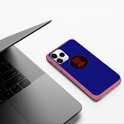 Чехол iPhone 11 Pro матовый Багровые Кулаки цвет ордена, цвет: 3D-малиновый — фото 2