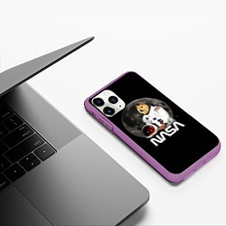 Чехол iPhone 11 Pro матовый Доги Космонавт Мем Наса Doge, цвет: 3D-фиолетовый — фото 2