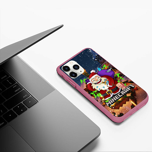 Чехол iPhone 11 Pro матовый НОВОГОДНЯЯ ЁЛКА В МАЙНКРАФТ SANTA CLAUS / 3D-Малиновый – фото 3