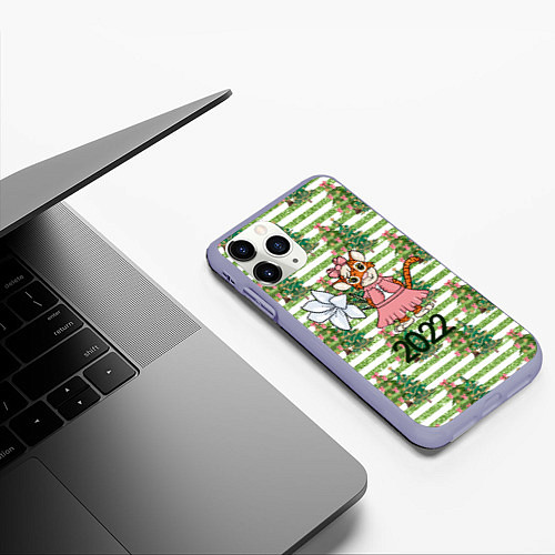 Чехол iPhone 11 Pro матовый Милая тигрица с цветком / 3D-Светло-сиреневый – фото 3