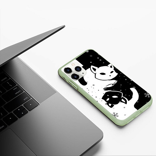 Чехол iPhone 11 Pro матовый Новогодние два кота кувыркаются / 3D-Салатовый – фото 3