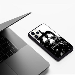 Чехол iPhone 11 Pro матовый НОВОГОДНИЙ S T A L K E R 2 СНЕЖИНКИ, цвет: 3D-черный — фото 2