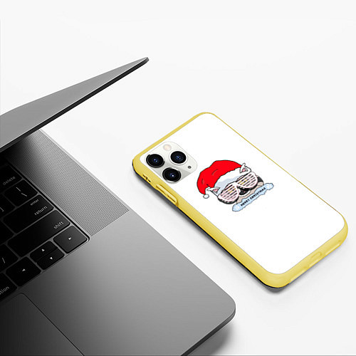 Чехол iPhone 11 Pro матовый Новогодний Диско Енотик / 3D-Желтый – фото 3