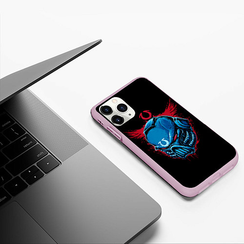 Чехол iPhone 11 Pro матовый Шлем космодесантника / 3D-Розовый – фото 3