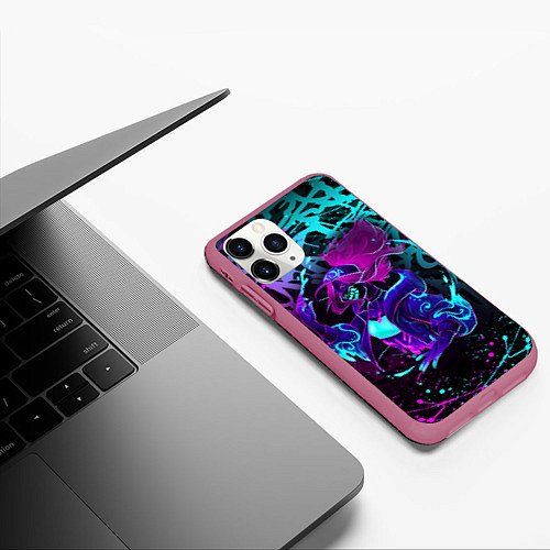 Чехол iPhone 11 Pro матовый KDA NEON GRAFFITI LEAGUE OF LEGENDS / 3D-Малиновый – фото 3