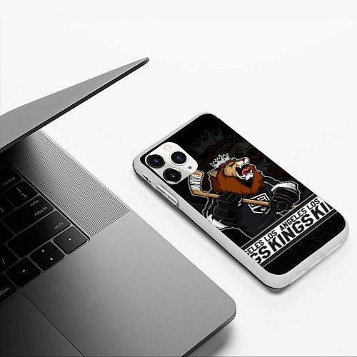 Чехол iPhone 11 Pro матовый Лос Анджелес Кингз, Los Angeles Kings / 3D-Белый – фото 3
