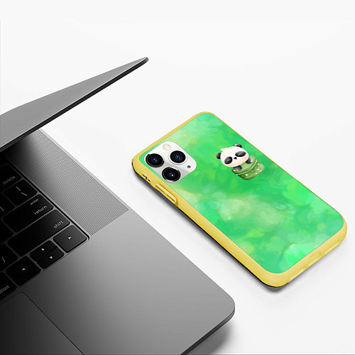 Чехол iPhone 11 Pro матовый Милая панда в кармане / 3D-Желтый – фото 3